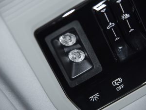 2021330TSI AѾ п؅^