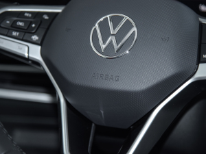 2021330TSI AѾ п؅^