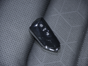 2021款330TSI 两驱豪华佳境版 车钥匙