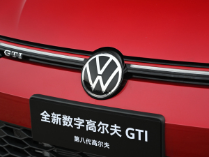 2021380TSI DSG GTI ^