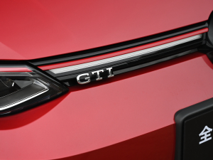 2021380TSI DSG GTI ^