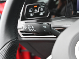 2021380TSI DSG GTI п؅^(q)