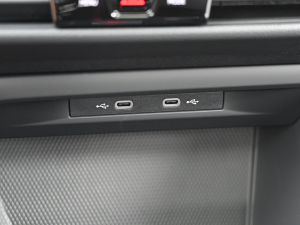 2021380TSI DSG GTI п؅^