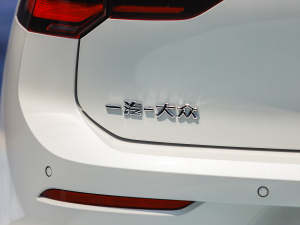 2021380TSI DSG GTI ^