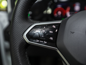 2021380TSI DSG GTI п؅^