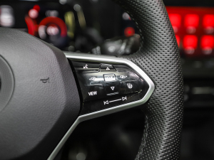 2021380TSI DSG GTI п؅^