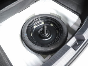 2023款280TSI DSG卓越Plus版 备胎