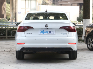 2022款280TSI DSG飞越版 正后	
