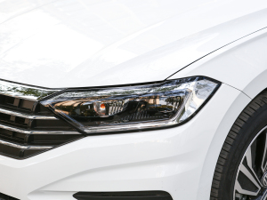 2022款280TSI DSG飞越版 大灯