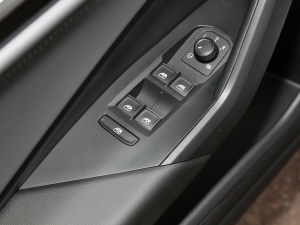 2022280TSI DSG׿Խ п؅^(q)