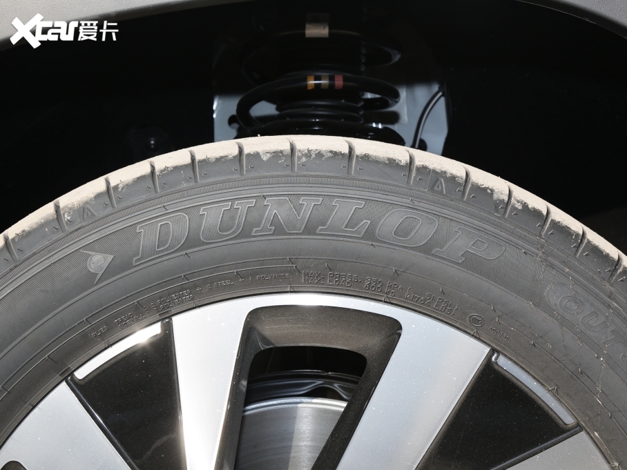 2022̽ 330TSI (q)A(lin)Plus