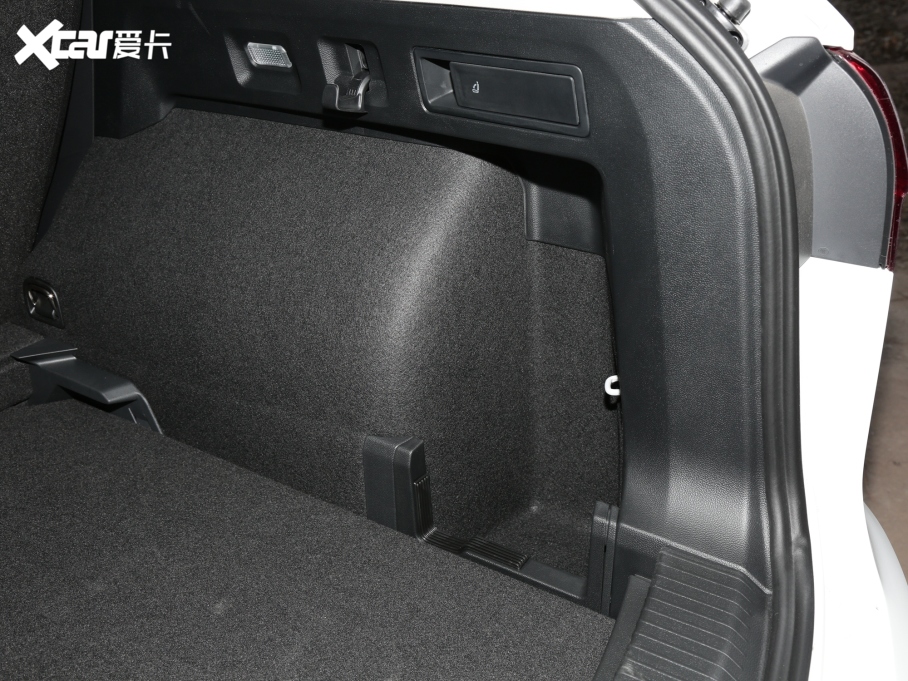 2022̽ 330TSI (q)A(lin)Plus