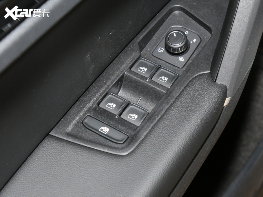 2022̽ 330TSI (q)A(lin)Plus