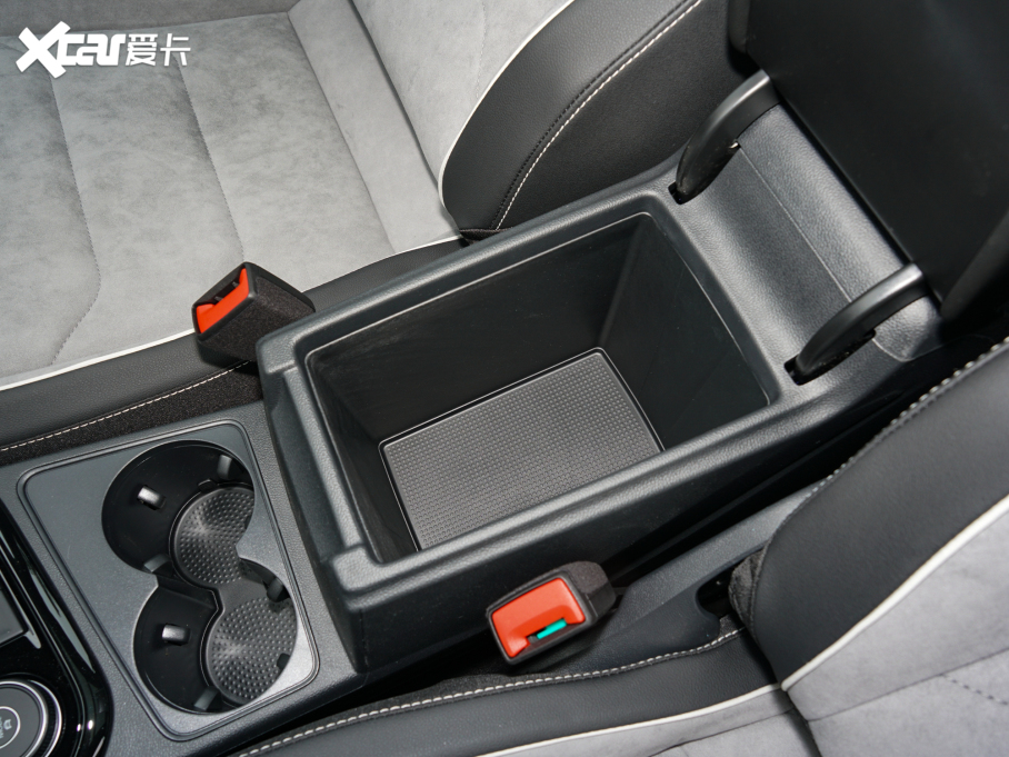 2022̽ 380TSI R-Line