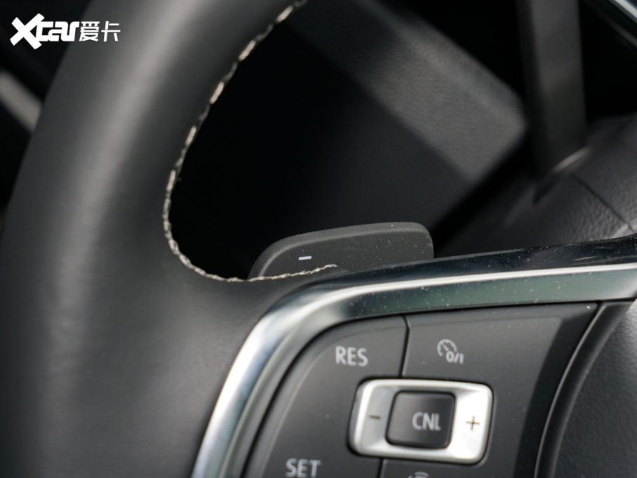 2022̽ 380TSI R-Line