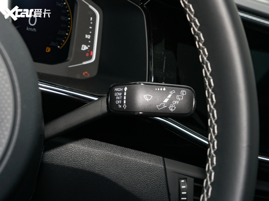 2022̽ 380TSI R-Line