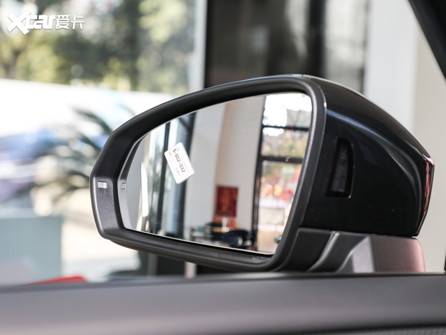 2022̽ 380TSI (q)A(lin)Pro