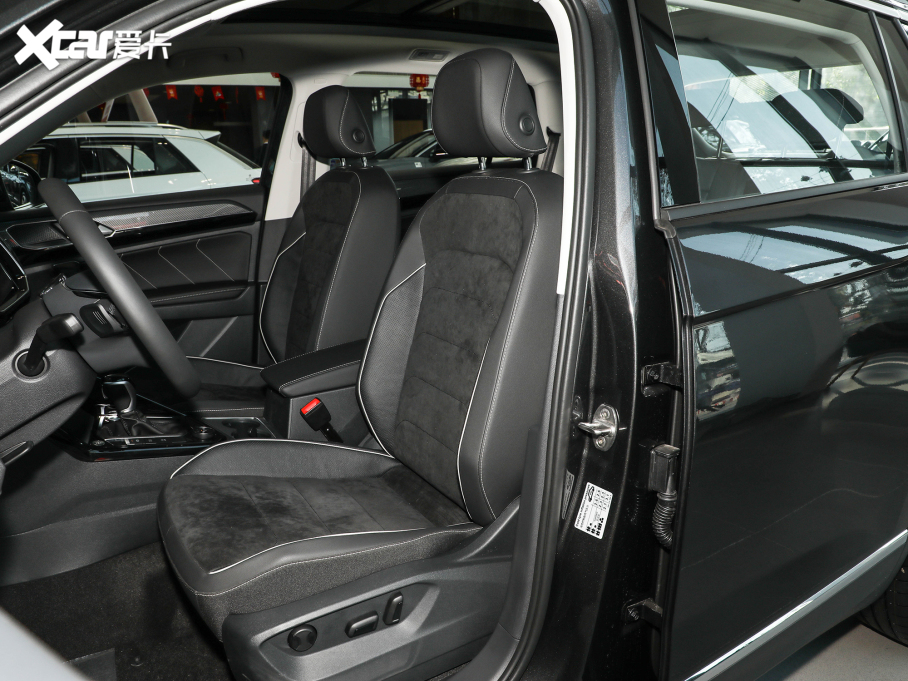 2022̽ 380TSI APro