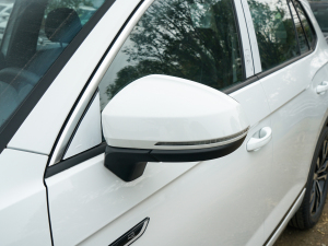 2022380TSI R-Line ҕR