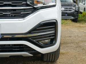 2022380TSI (q)R-Line(lin) (x)(ji)^