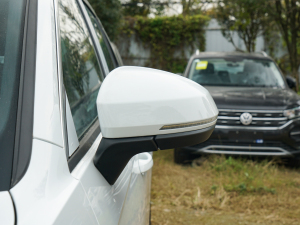 2022380TSI (q)R-Line(lin) (x)(ji)^