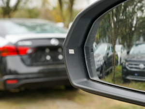 2022380TSI (q)R-Line(lin) (x)(ji)^