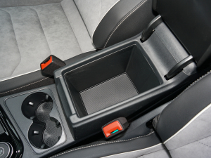 2022380TSI R-Line g