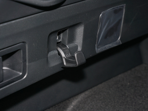 2022380TSI R-Line g