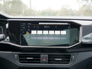 2022380TSI R-Line {