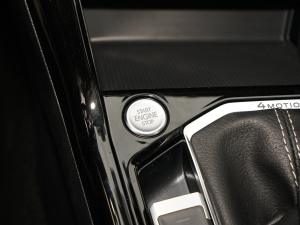 2022380TSI R-Line п؅^