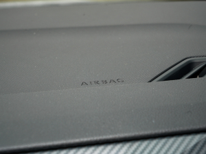 2022380TSI R-Line п؅^