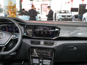 2022380TSI APro п_