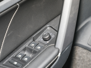 2022380TSI APro п؅^