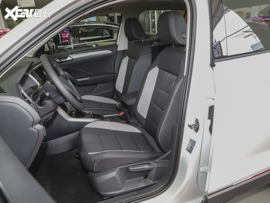 2022T-ROC̽ 280TSI DSG򌾫ӢPLUS