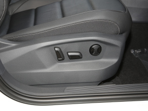 2022280TSI DSG(q)PLUS g