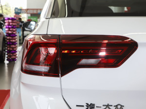 2022280TSI DSG򌾫ӢPLUS ^