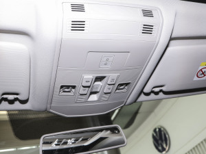 2022280TSI DSG򌾫ӢPLUS п؅^