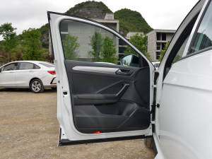 2022280TSI DSGR-Line Pro PLUS {λ܇T