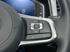 2022280TSI DSGR-Line Pro PLUS п؅^