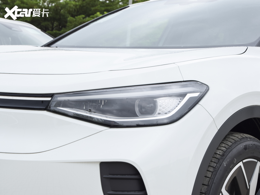 2022I(lng)D.4 CROZZ Lm(x)PURE+