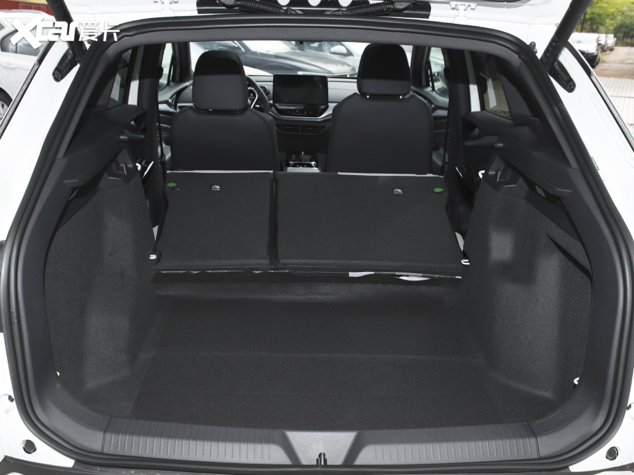 2022I(lng)D.4 CROZZ Lm(x)PURE+