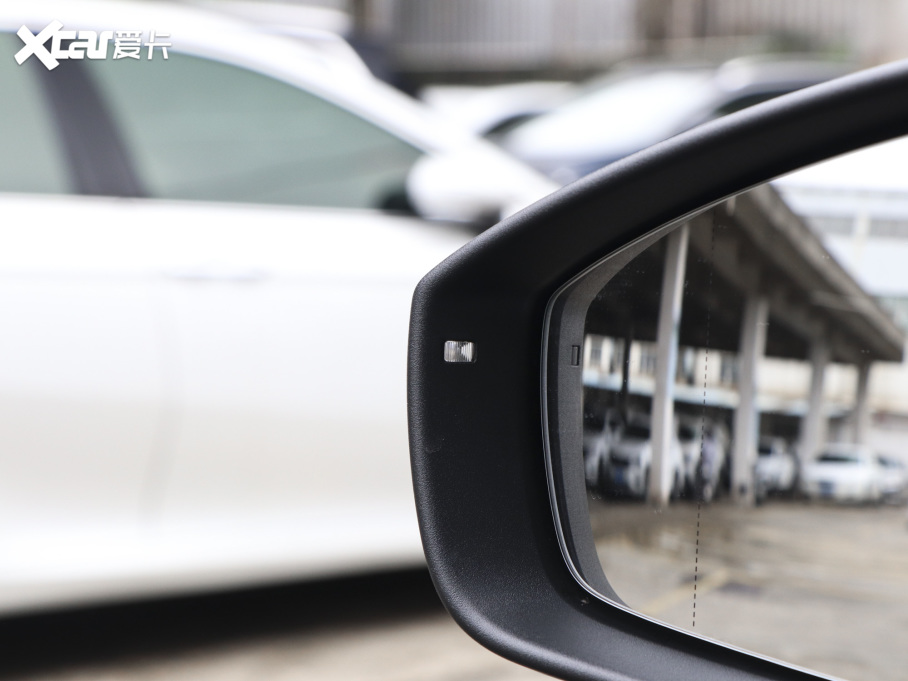 2022ID.4 CROZZ ˜m(x)PURE