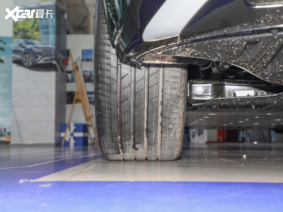 2022I(lng)D.4 CROZZ PRIME