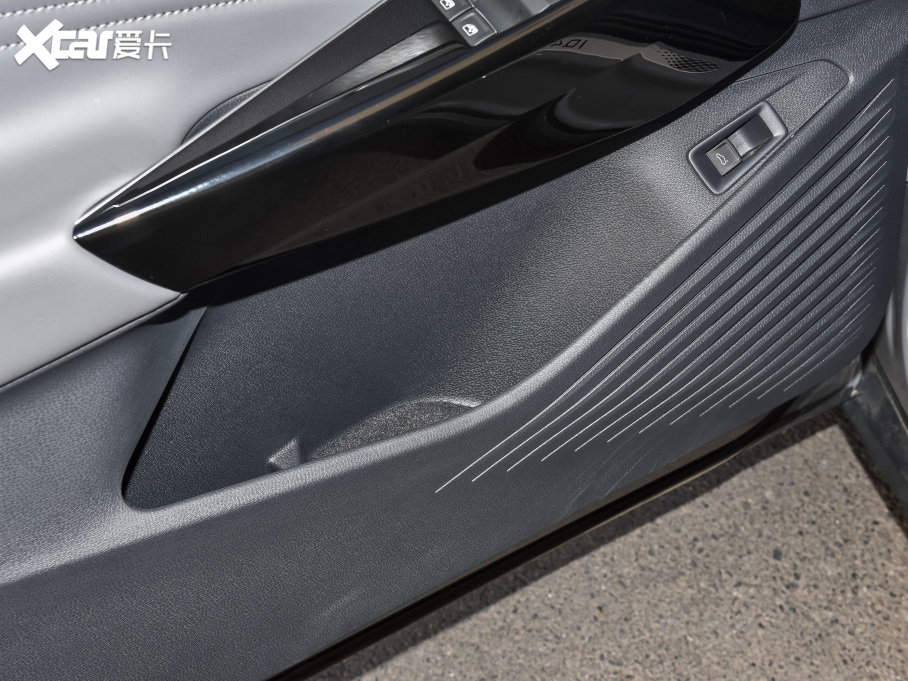 2022ID.4 CROZZ LmLite PRO