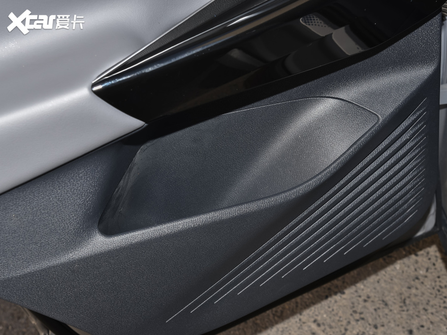 2022I(lng)D.4 CROZZ L(zhng)m(x)Lite PRO