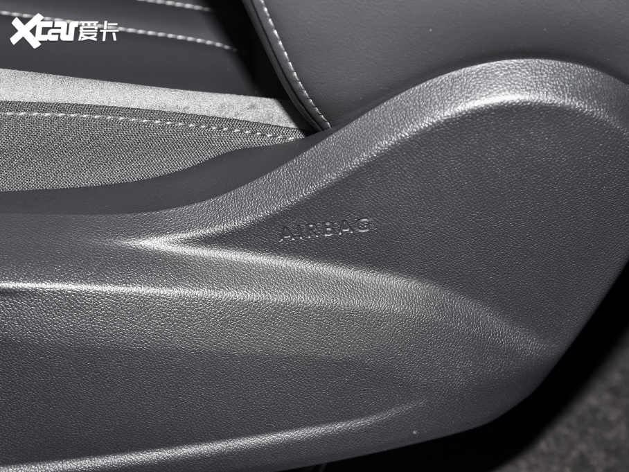 2022I(lng)D.4 CROZZ Lm(x)Lite PRO