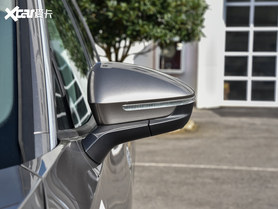 2022ID.6 CROZZ LmLite PRO