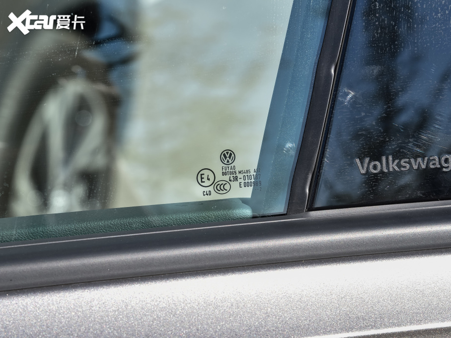 2022ID.6 CROZZ LmLite PRO