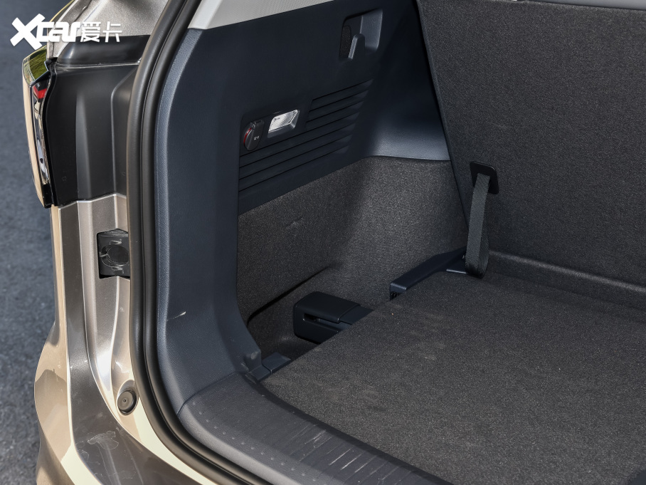 2022I(lng)D.6 CROZZ Lm(x)Lite PRO