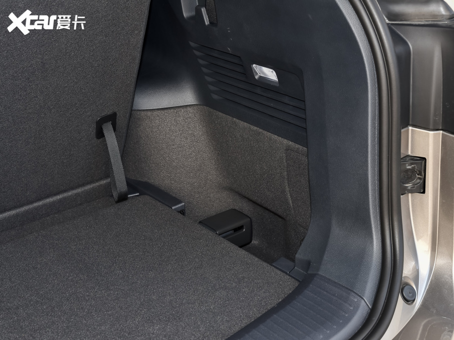 2022I(lng)D.6 CROZZ Lm(x)Lite PRO